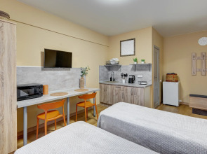 Апартаменты Улучшенная Студия Лотос Светлый Дом