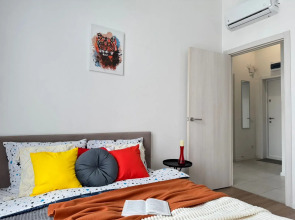 Квартира Двухкомнатная просторная и уютная ArtApart