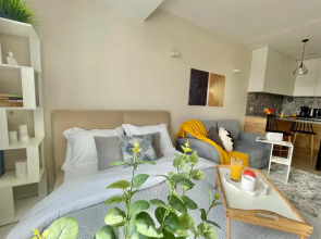 Апартаменты Студия День Ночь с Видом На Горы