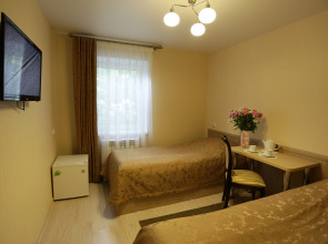 Отель Астра