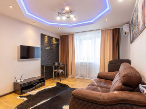 Тихие апартаменты  в центре города, ул.Горького 154. Сова-Дом