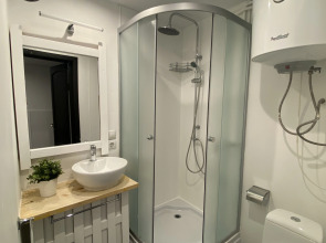 Апартаменты Серебрянический 17