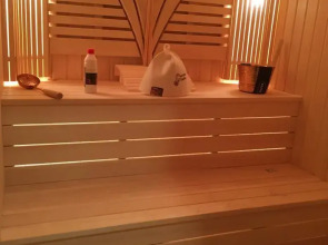 Отель Grand Midway