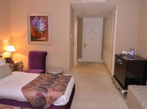 Отель Lake Palace 