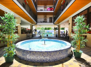 Отель Атриум