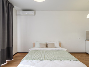 Апартаменты Stepanenkov на 2-ой Обской 154 на  14 этаже