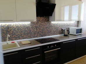 Апартаменты на Лунной 30А