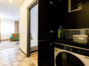 Отель BayMari Suites City Life