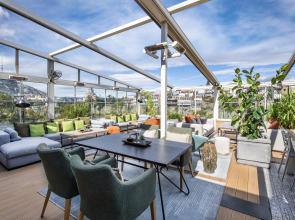 Отель Mercure Tbilisi Old Town