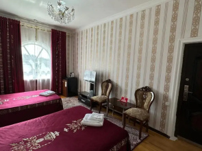 Отель Sarbon