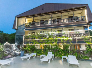 Kolumb Loo Guest house