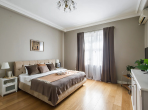 Квартира GM Apartments Пятикомнатные LUX у Кремля