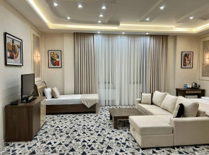 Отель Royal Mansion