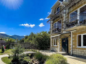 Nasyp Guest House