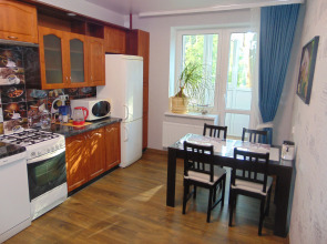 Апартаменты Уютная Двухкомнатная Квартира со Свежим Ремонтом