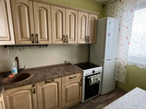 Квартира 2-х комнатная Осенний бульвар