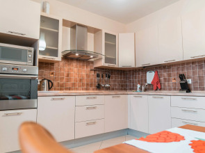 Апартаменты на Новомостовой 8