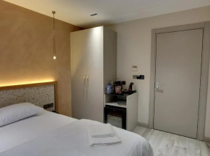 Отель 21 Rooms Hotel