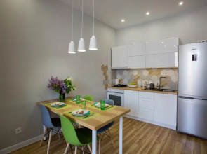 Апартаменты Аврора с видом на лес и озеро