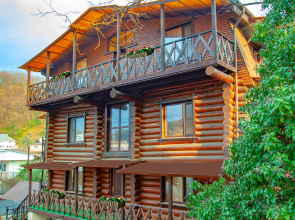 SharLOOtka Guest House