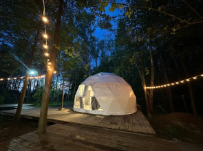 V Lesu Chalet