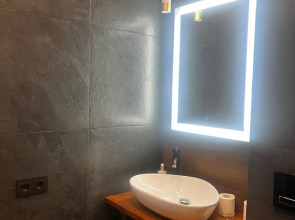 Апартаменты 1002 Верхнеторговая Площадь 4