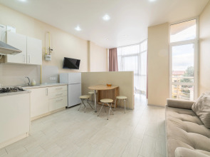 Квартира Комфортная студия на 5м этаже с видом на горы