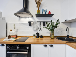 Great view 2-rooms Apartment 2 Min Walk to Raykin Plaza 2