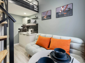 Квартира Светлая студия в центре