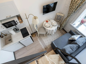 Квартира Уютная Студия на Петроградской Стороне