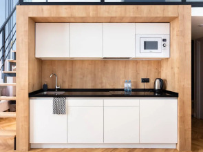 Меблированные комнаты F12