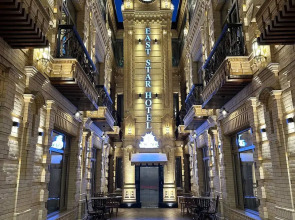 Бутик-Отель East Star Hotel