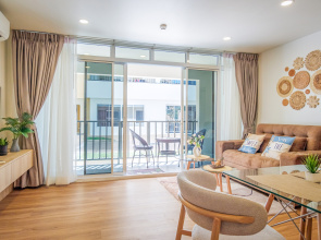 S kukhney v Novom Kondo Okolo Plyazha Lamai (D103) Apartments