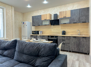 Квартира Трехкомнатная Оптимистов 9