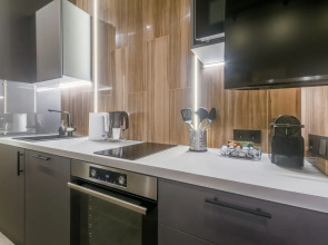 Апартаменты Премиум с Видом на Город Business Apartments