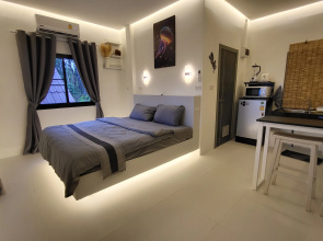 Moonway Bungalows