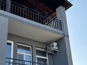 Na Pobepezhye Kaspiyskogo Mopya s Pecchanym Plyazhem Private house