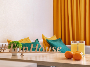 Апартаменты TopHouse на Можжевеловой 18, 1 этаж