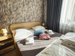 Отель Мира-Locus