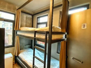 Хостел Nomad Hostel Karakoy