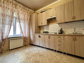 Квартира Толстого 180б 2 Этаж