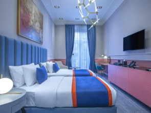 Heritage Hotel and Suites (by Travel Agency)