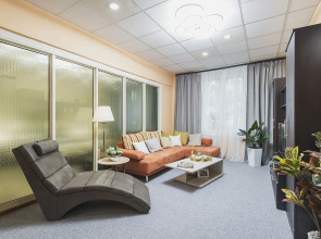 Квартира GM Apartments Стильная Трехкомнатная в центре рядом с МХАТ