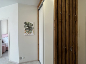 Квартира Уютная Трехкомнатная в Спальном Районе