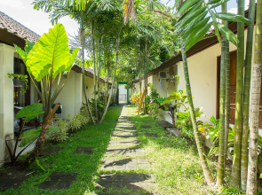 Umanede Jimbaran Guesthouse