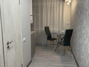 Апартаменты 2-комнатная Квартира с Новым Ремонтом