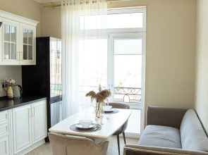 Апартаменты в центре с видом на город