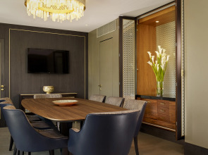 The Alexander, a Luxury Collection Hotel