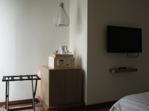 Отель Sacha's Hotel Uno