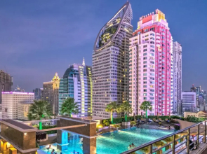 Отель The Berkeley Hotel Pratunam